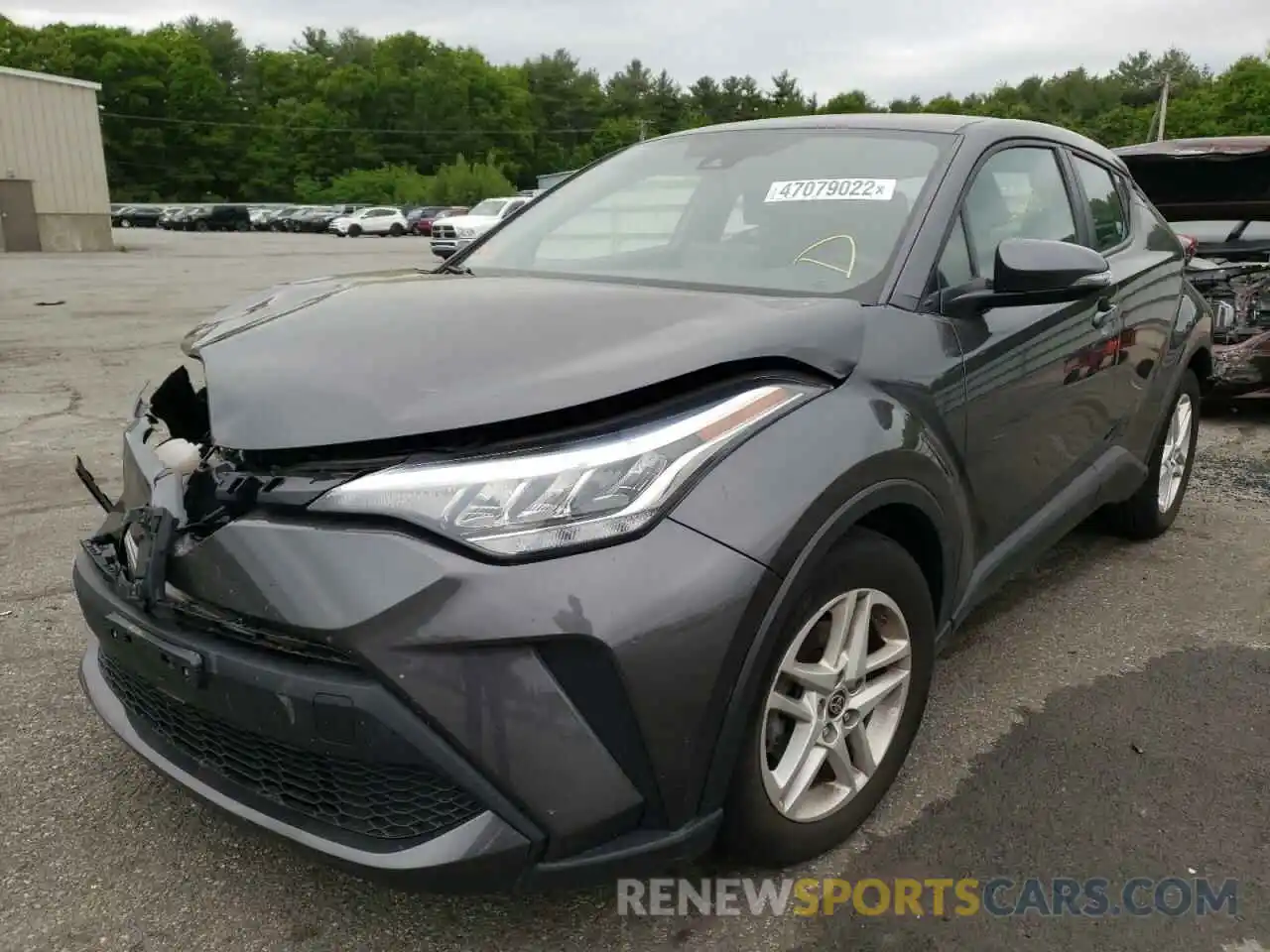 2 Photograph of a damaged car NMTKHMBX8LR108577 TOYOTA C-HR 2020