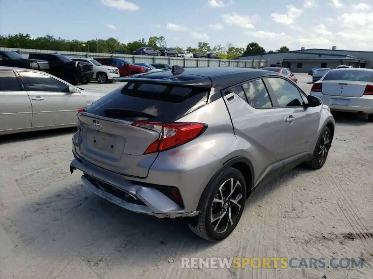 4 Photograph of a damaged car NMTKHMBX8LR111687 TOYOTA C-HR 2020