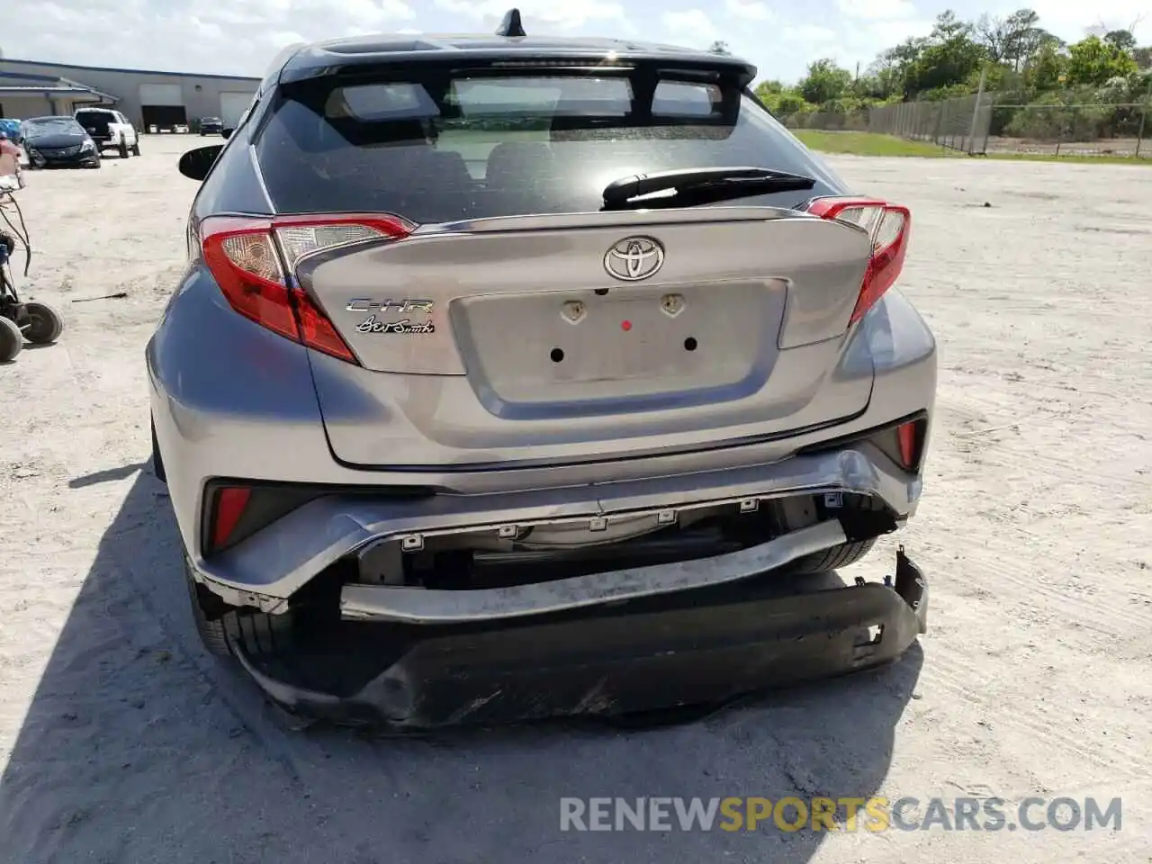 9 Photograph of a damaged car NMTKHMBX8LR111687 TOYOTA C-HR 2020