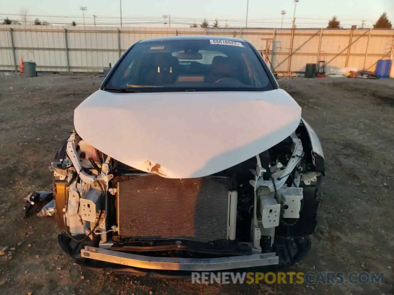 5 Photograph of a damaged car NMTKHMBX8LR112211 TOYOTA C-HR 2020