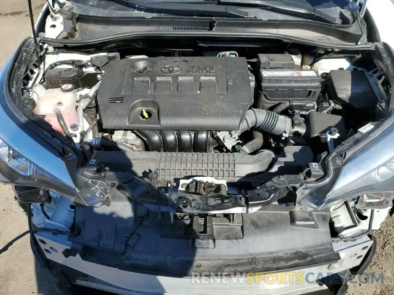 11 Photograph of a damaged car NMTKHMBX8LR113259 TOYOTA C-HR 2020