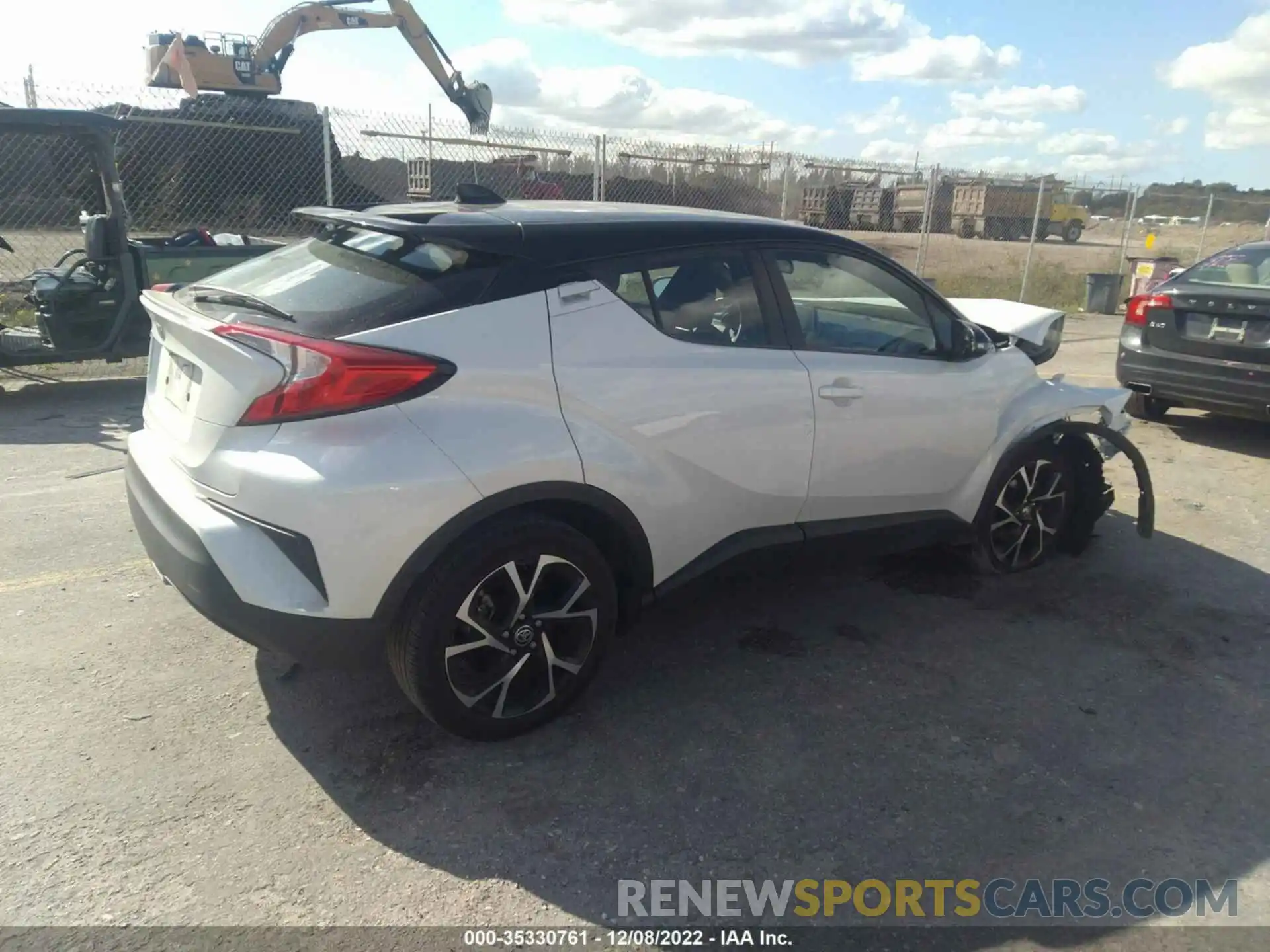 4 Photograph of a damaged car NMTKHMBX8LR114217 TOYOTA C-HR 2020