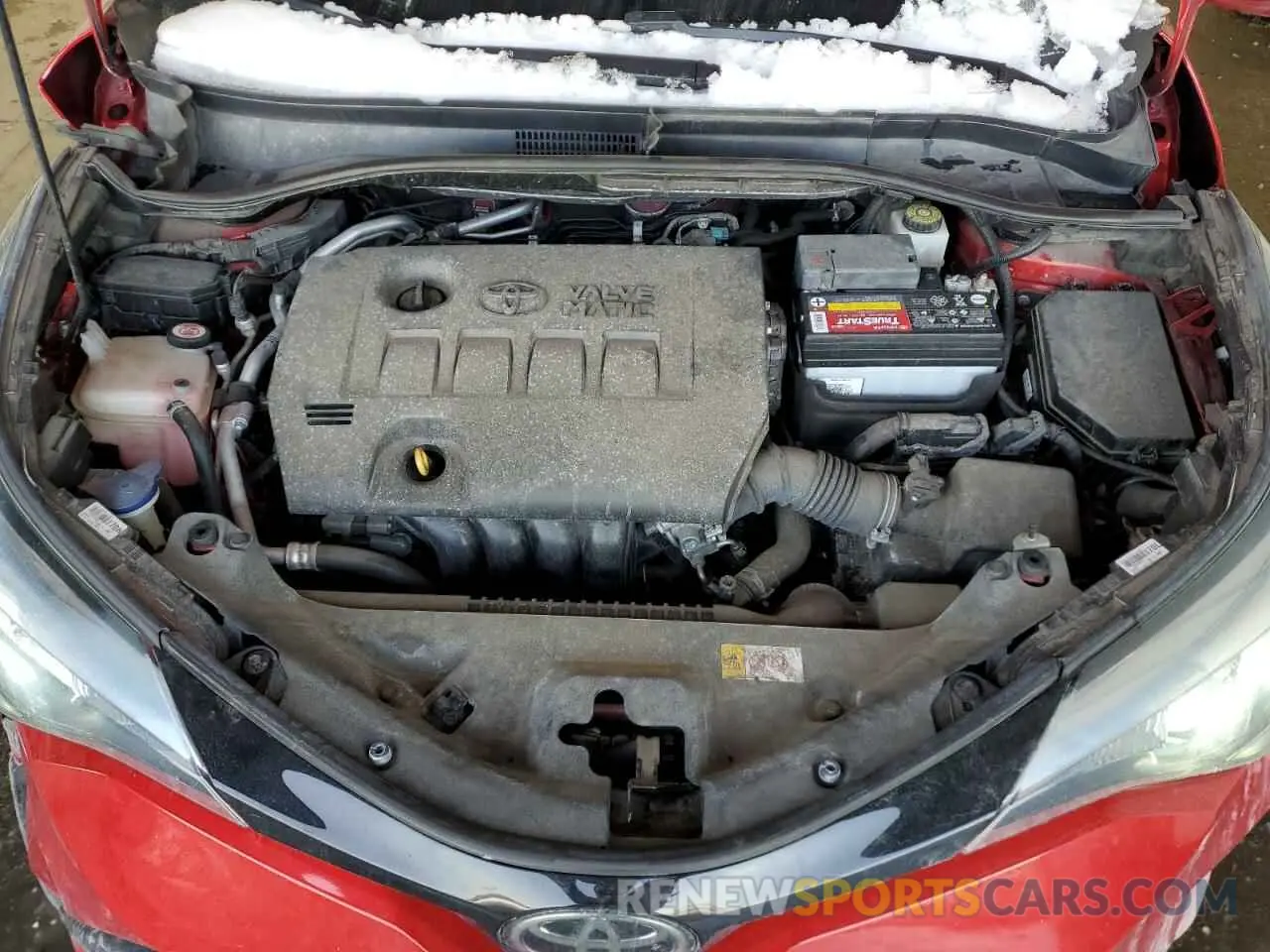 12 Photograph of a damaged car NMTKHMBX8LR117487 TOYOTA C-HR 2020