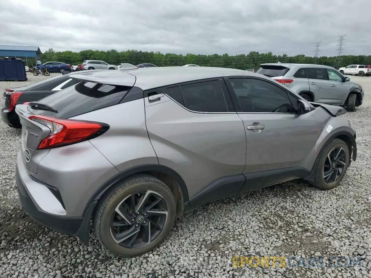 3 Photograph of a damaged car NMTKHMBX9LR102061 TOYOTA C-HR 2020