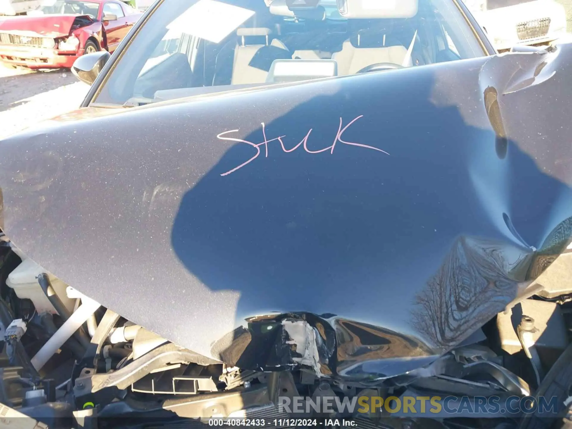 10 Photograph of a damaged car NMTKHMBX9LR104117 TOYOTA C-HR 2020