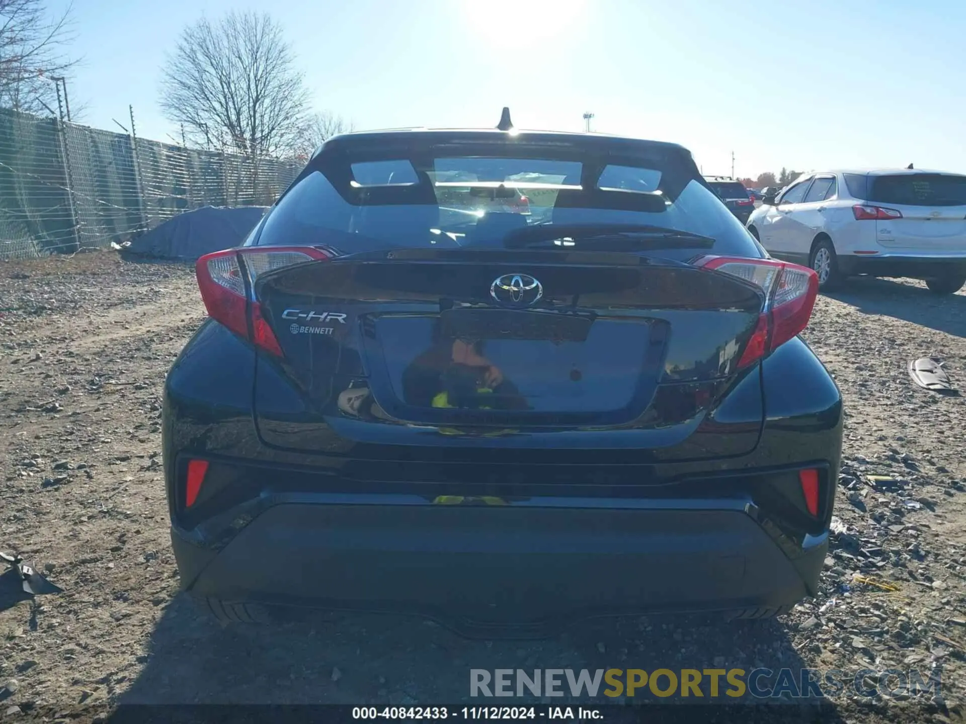 15 Photograph of a damaged car NMTKHMBX9LR104117 TOYOTA C-HR 2020