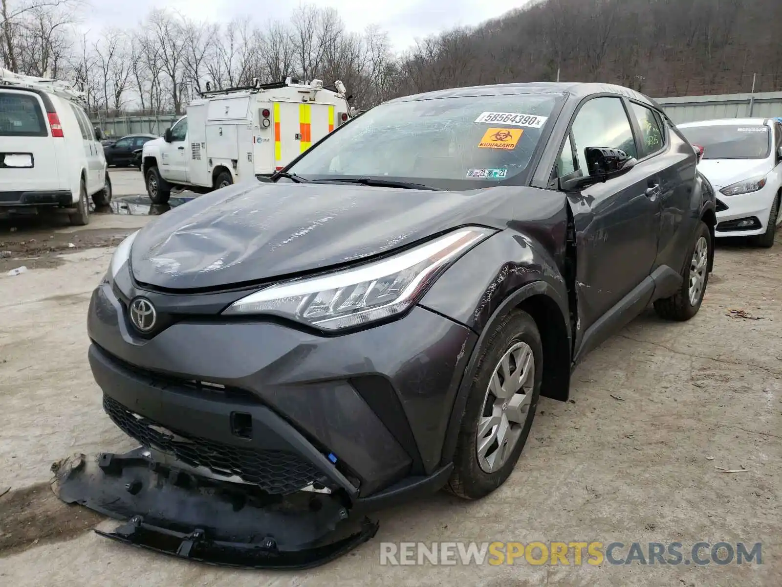 2 Photograph of a damaged car NMTKHMBX9LR105199 TOYOTA C-HR 2020