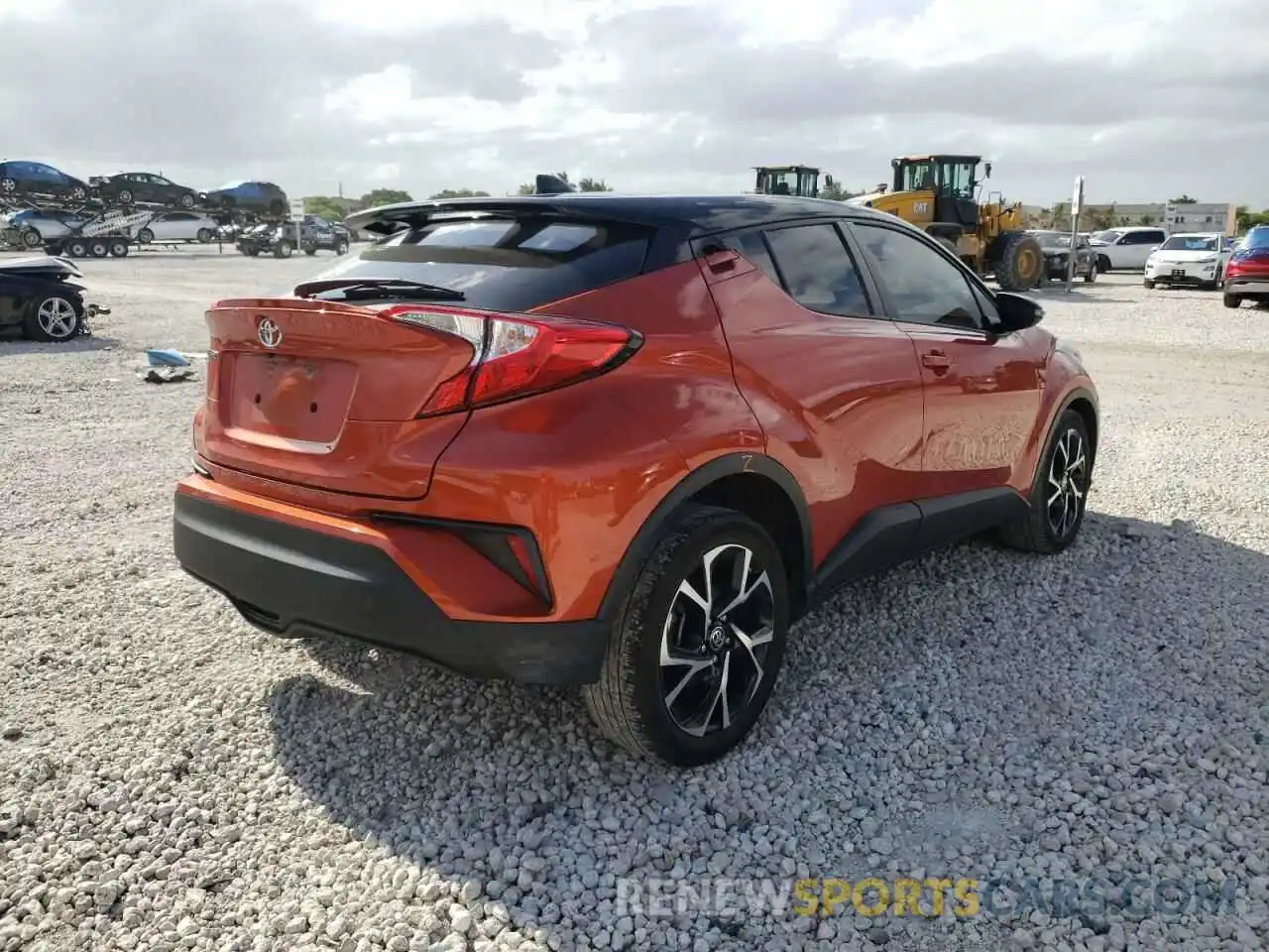 4 Photograph of a damaged car NMTKHMBX9LR107082 TOYOTA C-HR 2020