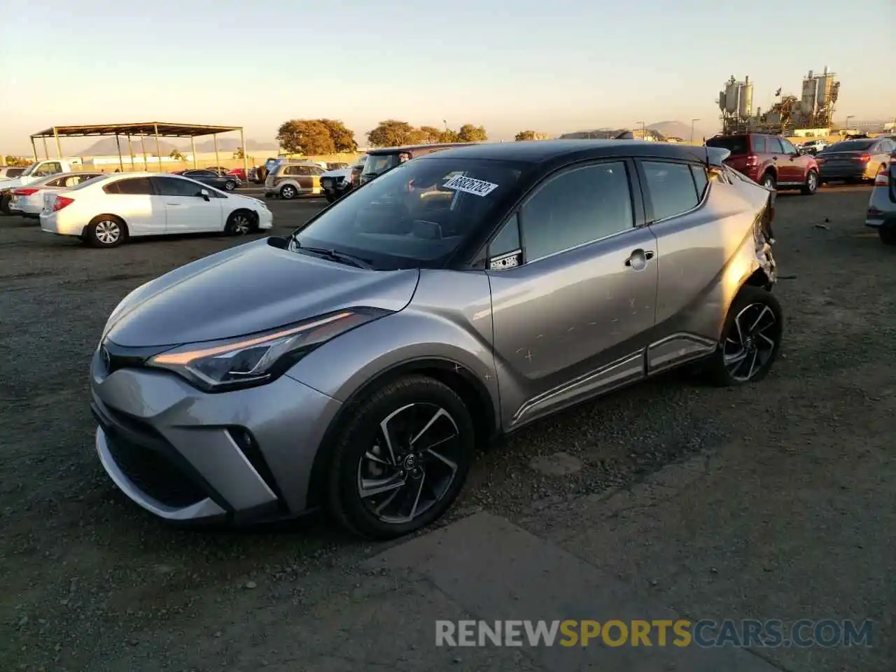 1 Photograph of a damaged car NMTKHMBX9LR107633 TOYOTA C-HR 2020