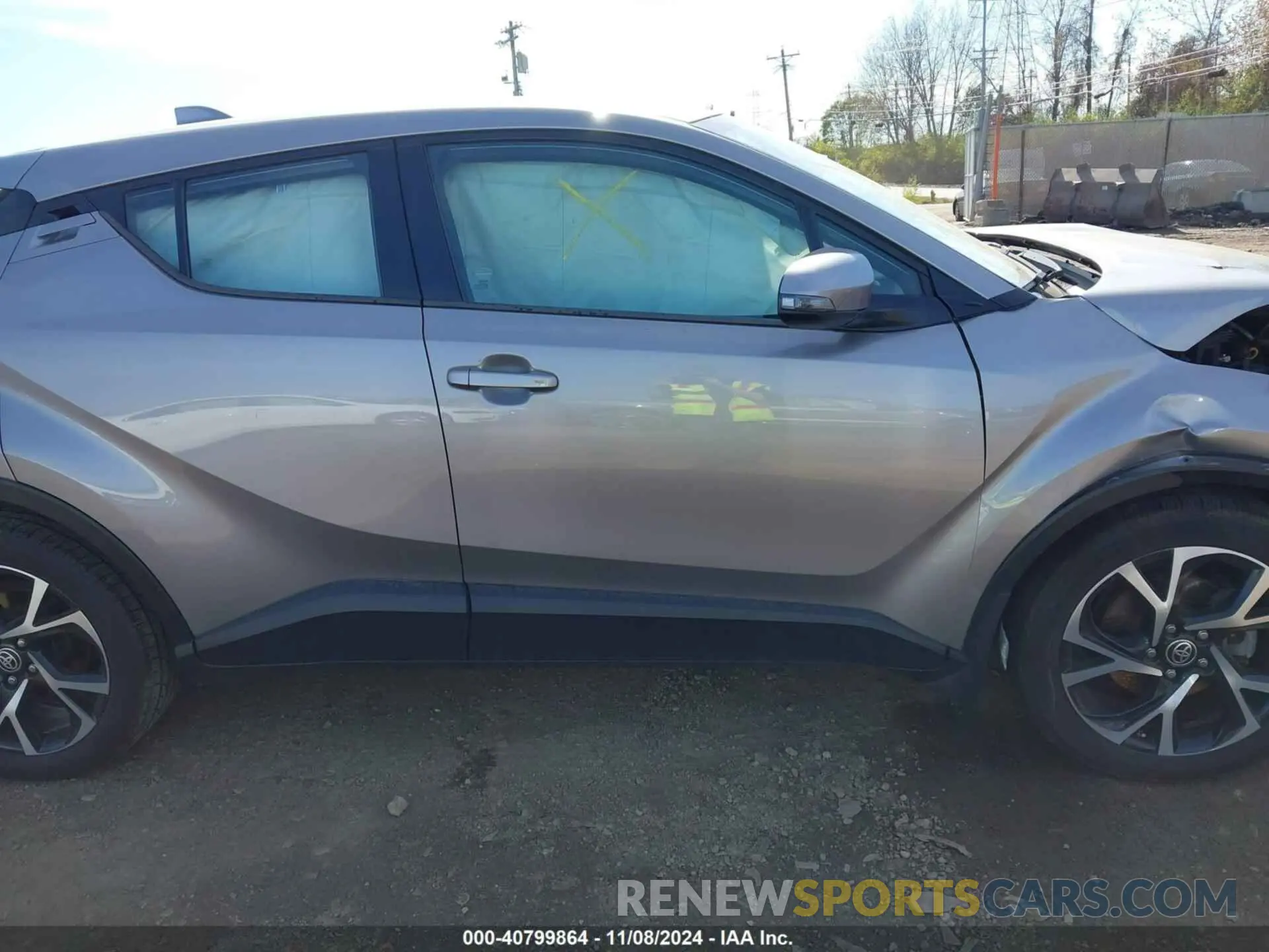 14 Photograph of a damaged car NMTKHMBX9LR108538 TOYOTA C-HR 2020