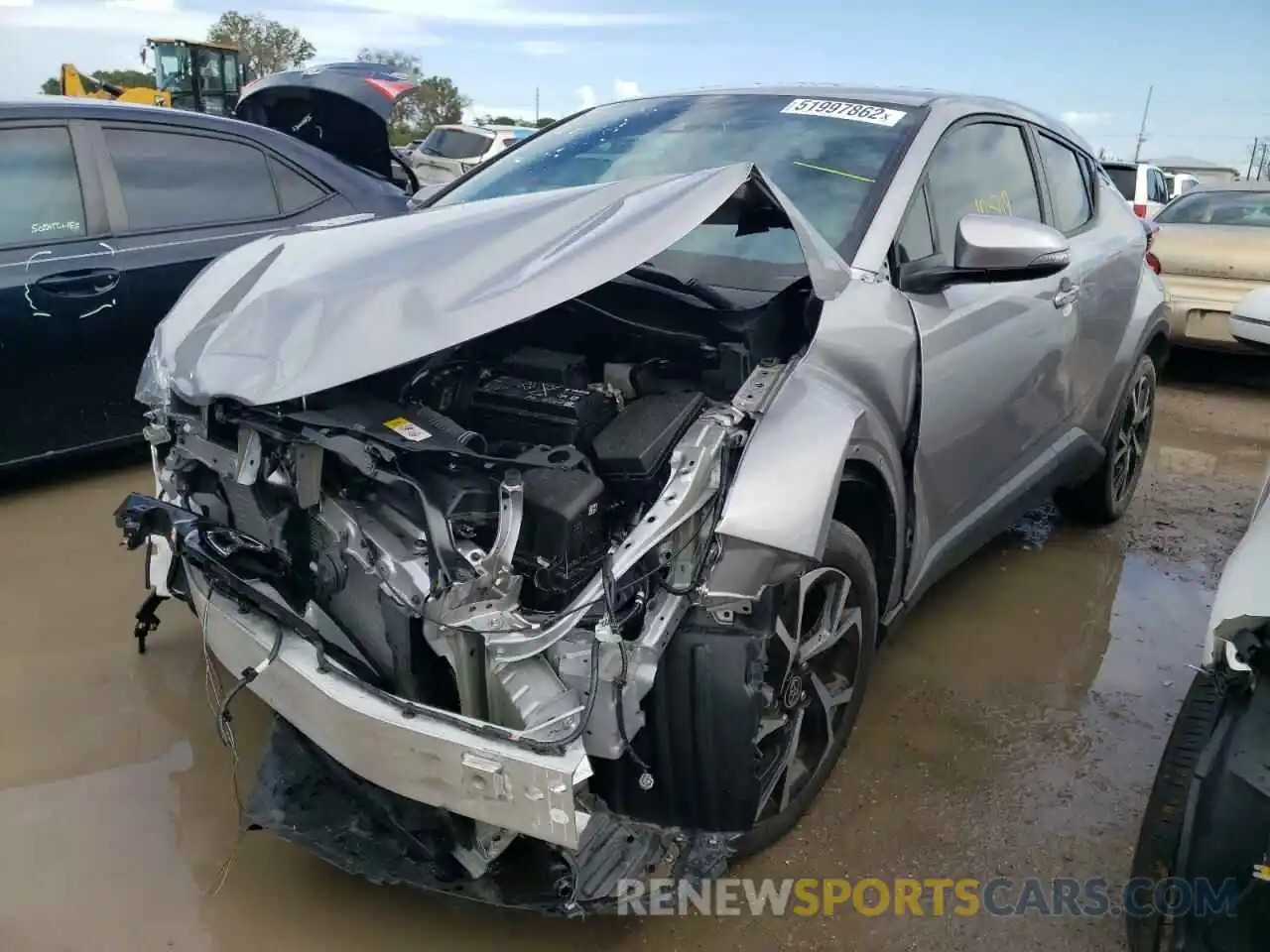 2 Photograph of a damaged car NMTKHMBX9LR109639 TOYOTA C-HR 2020