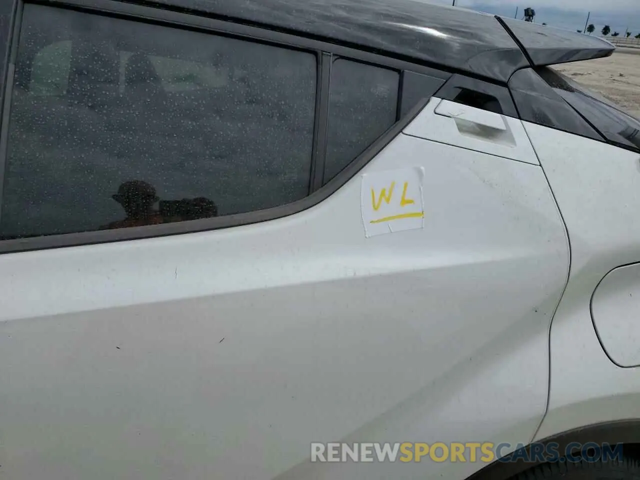 13 Photograph of a damaged car NMTKHMBX9LR109866 TOYOTA C-HR 2020