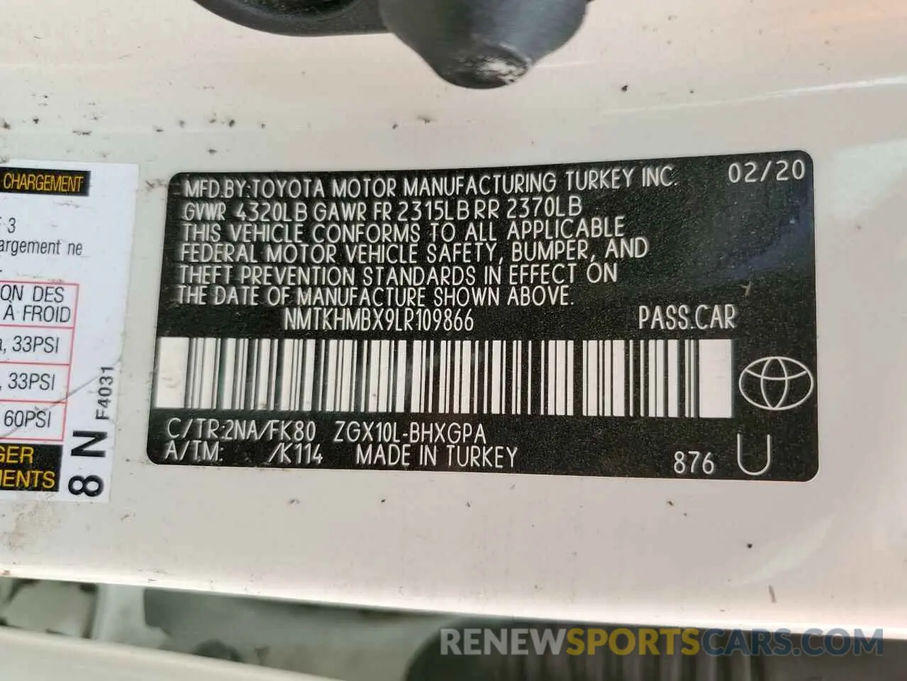 14 Photograph of a damaged car NMTKHMBX9LR109866 TOYOTA C-HR 2020