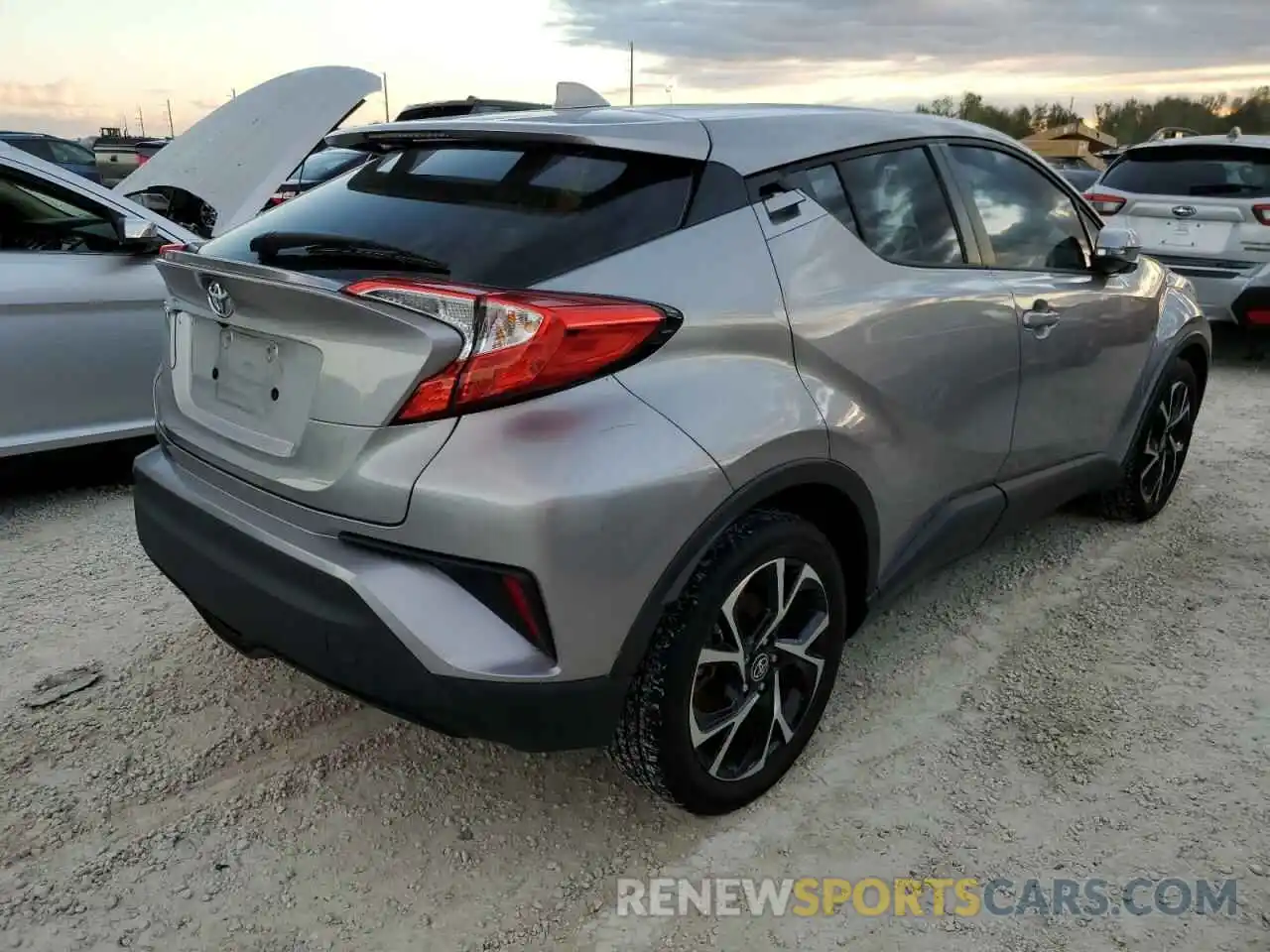 4 Photograph of a damaged car NMTKHMBX9LR110550 TOYOTA C-HR 2020