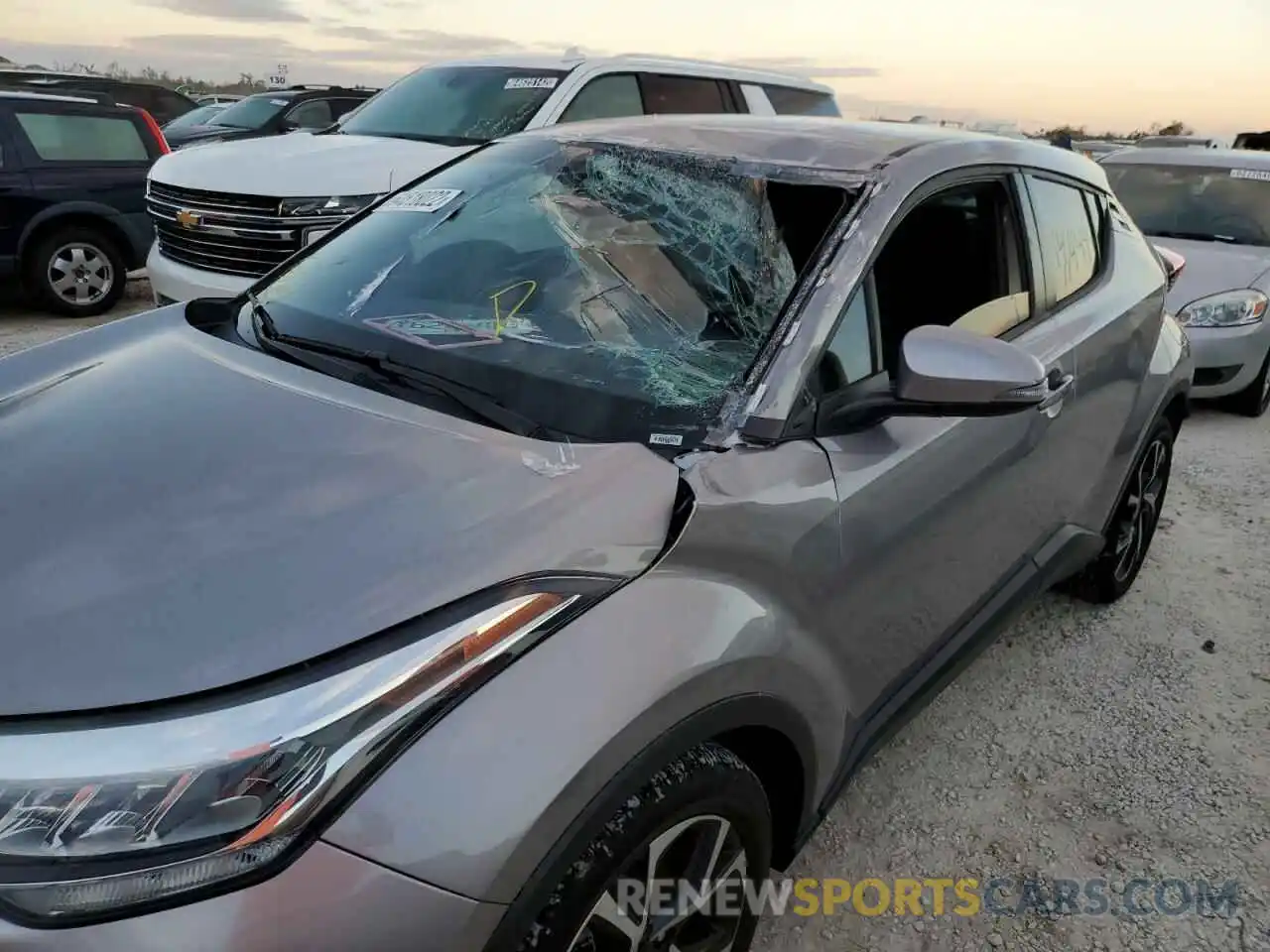 9 Photograph of a damaged car NMTKHMBX9LR110550 TOYOTA C-HR 2020