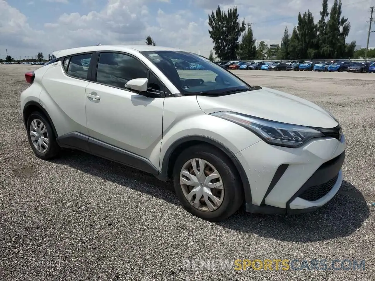 4 Photograph of a damaged car NMTKHMBX9LR111603 TOYOTA C-HR 2020