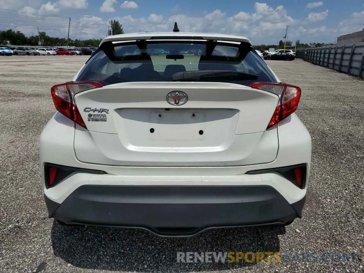 6 Photograph of a damaged car NMTKHMBX9LR111603 TOYOTA C-HR 2020