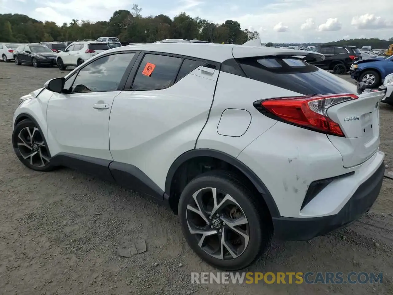 2 Photograph of a damaged car NMTKHMBX9LR114095 TOYOTA C-HR 2020