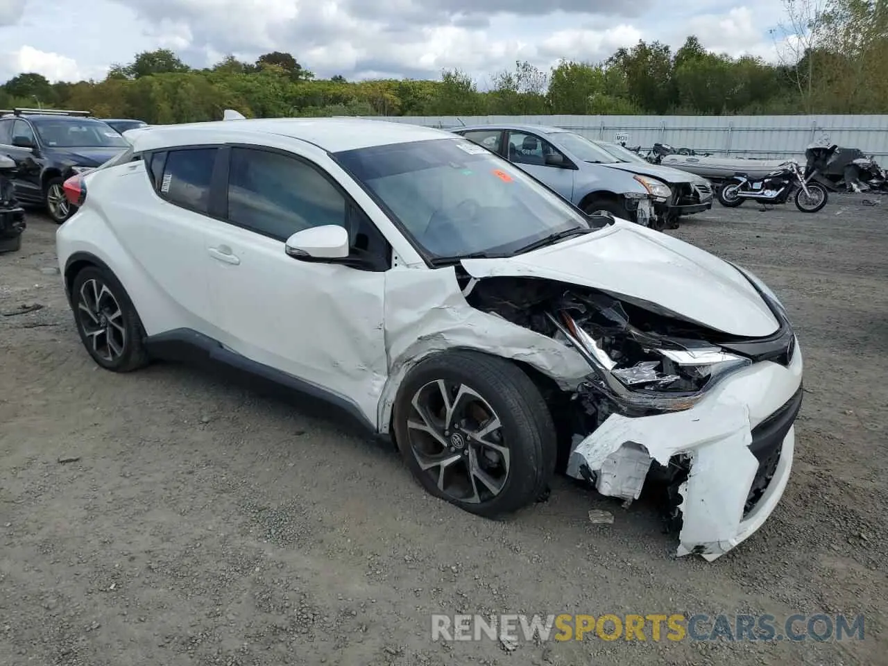 4 Photograph of a damaged car NMTKHMBX9LR114095 TOYOTA C-HR 2020