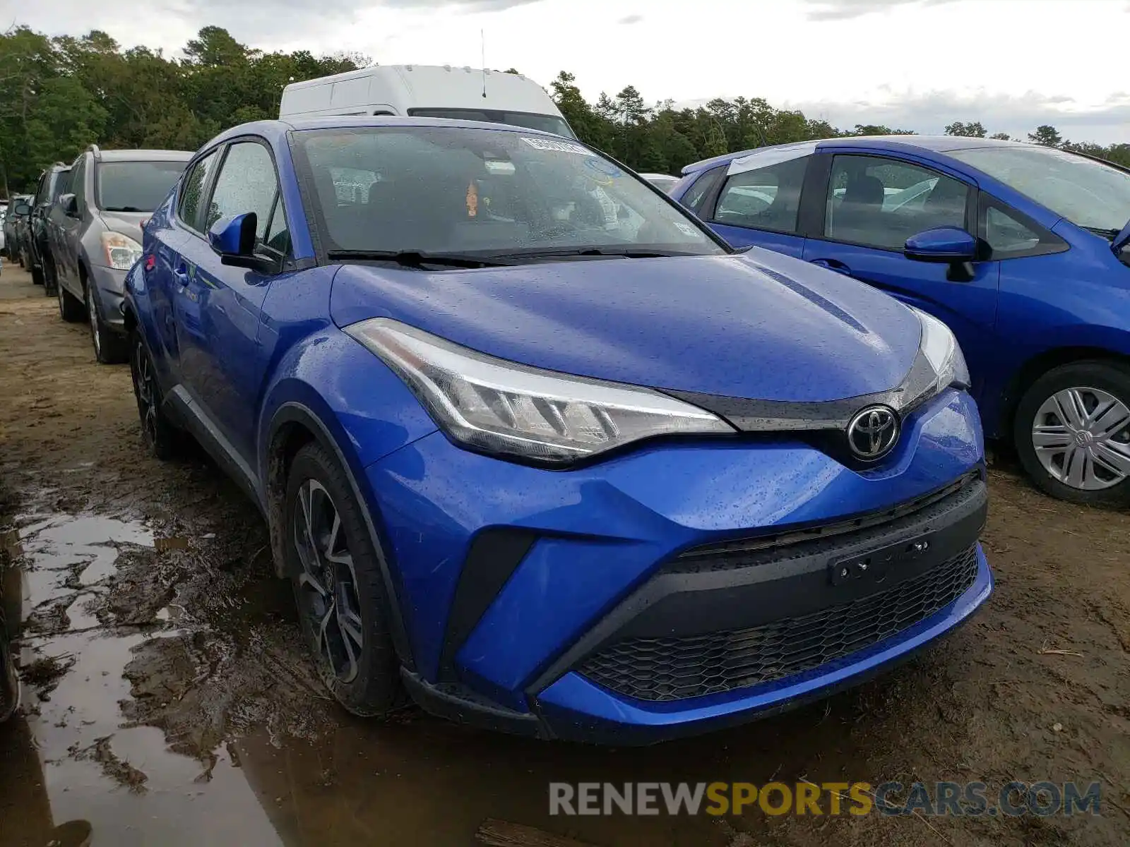 1 Photograph of a damaged car NMTKHMBX9LR115229 TOYOTA C-HR 2020