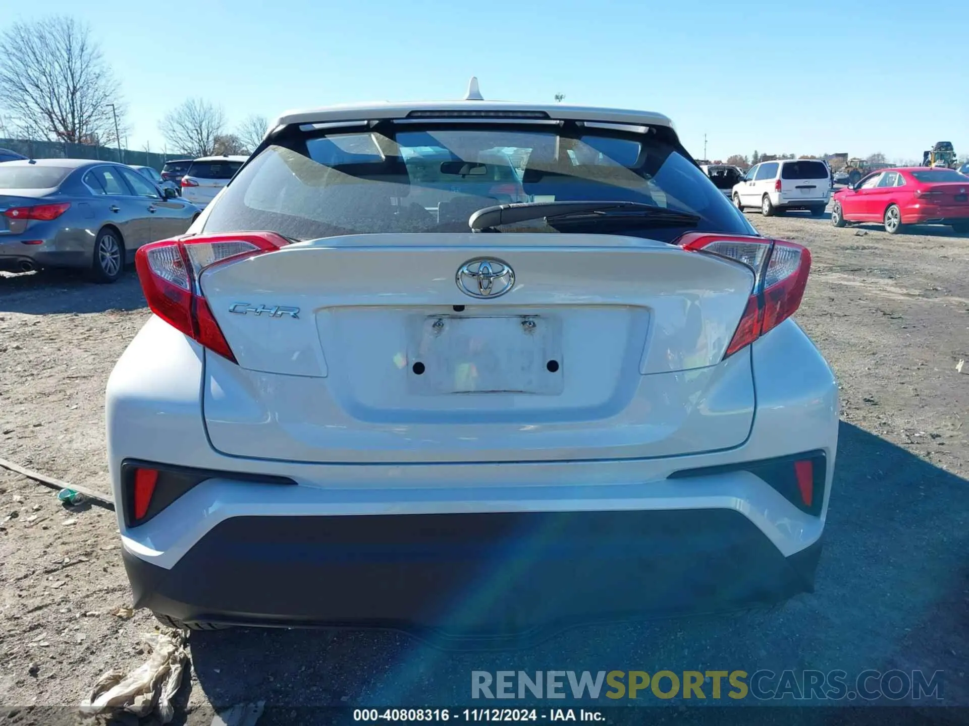 15 Photograph of a damaged car NMTKHMBX9LR115795 TOYOTA C-HR 2020