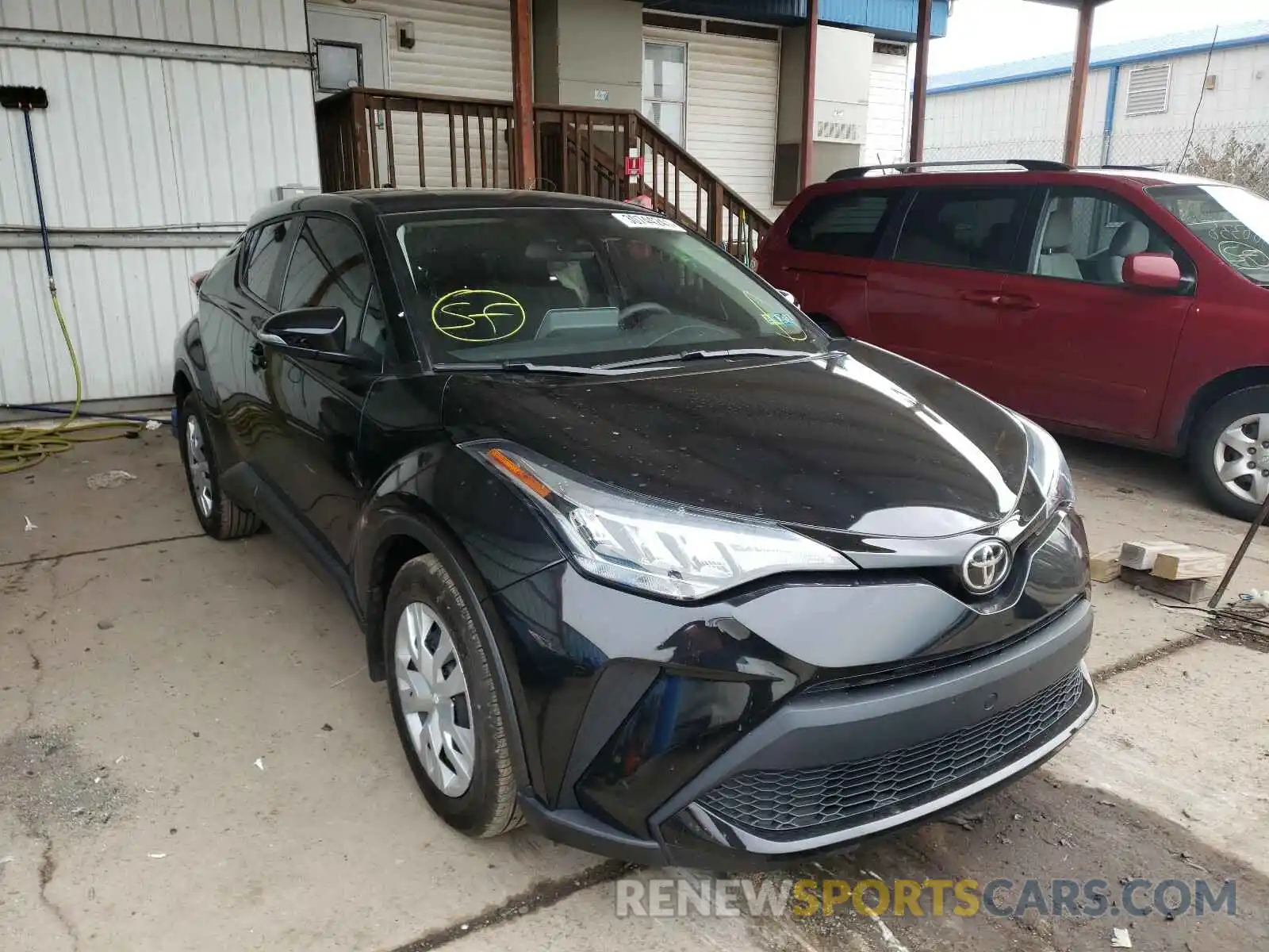 1 Photograph of a damaged car NMTKHMBXXLR102988 TOYOTA C-HR 2020