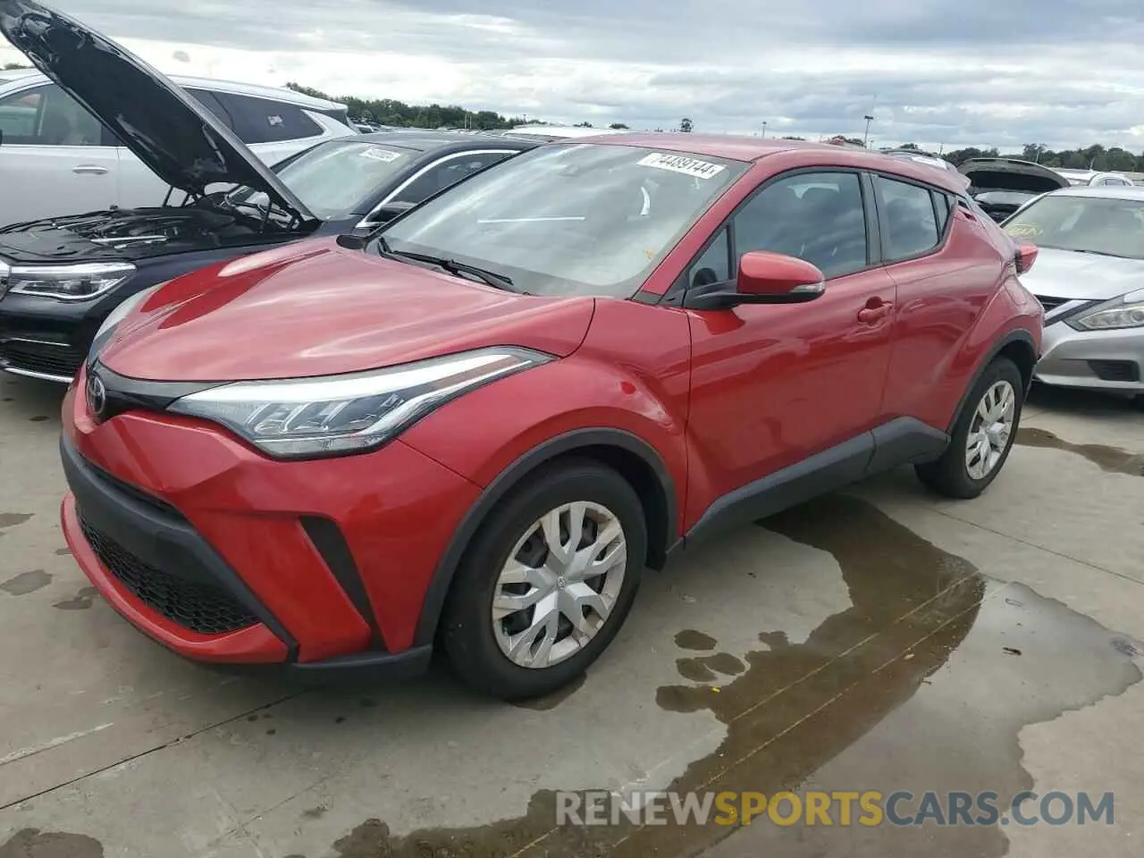 1 Photograph of a damaged car NMTKHMBXXLR104322 TOYOTA C-HR 2020