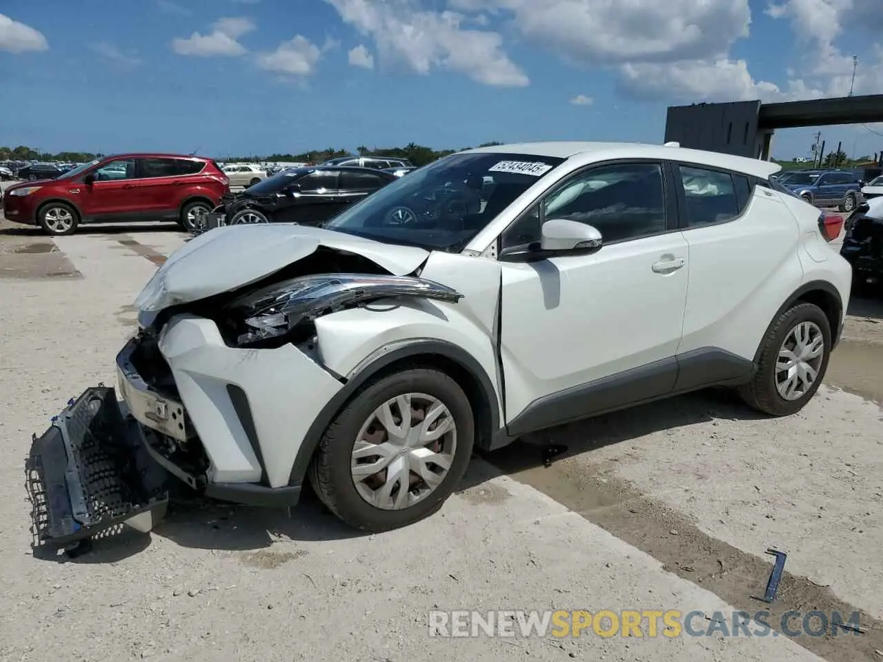 1 Photograph of a damaged car NMTKHMBXXLR111125 TOYOTA C-HR 2020