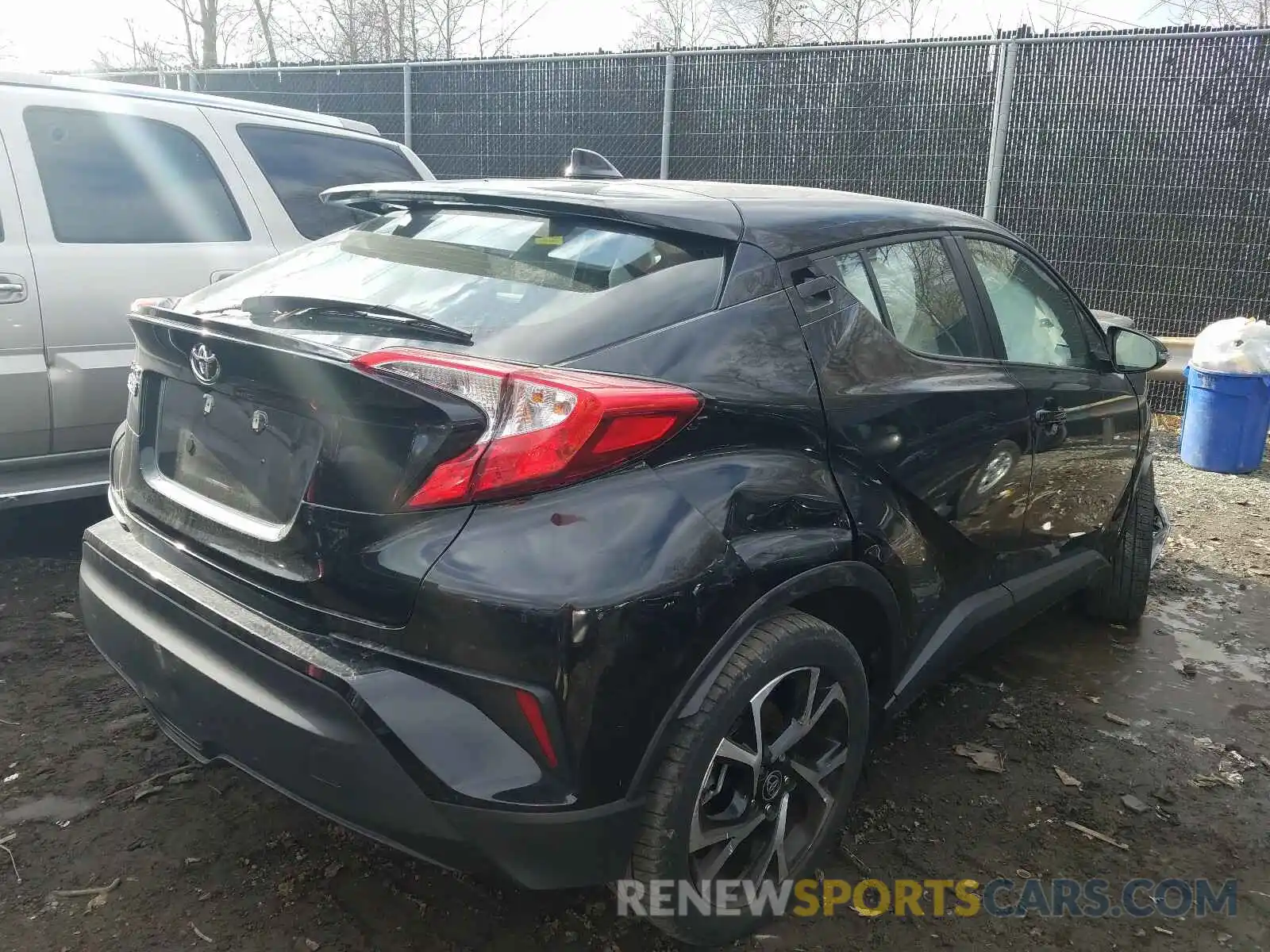 4 Photograph of a damaged car NMTKHMBXXLR112095 TOYOTA C-HR 2020