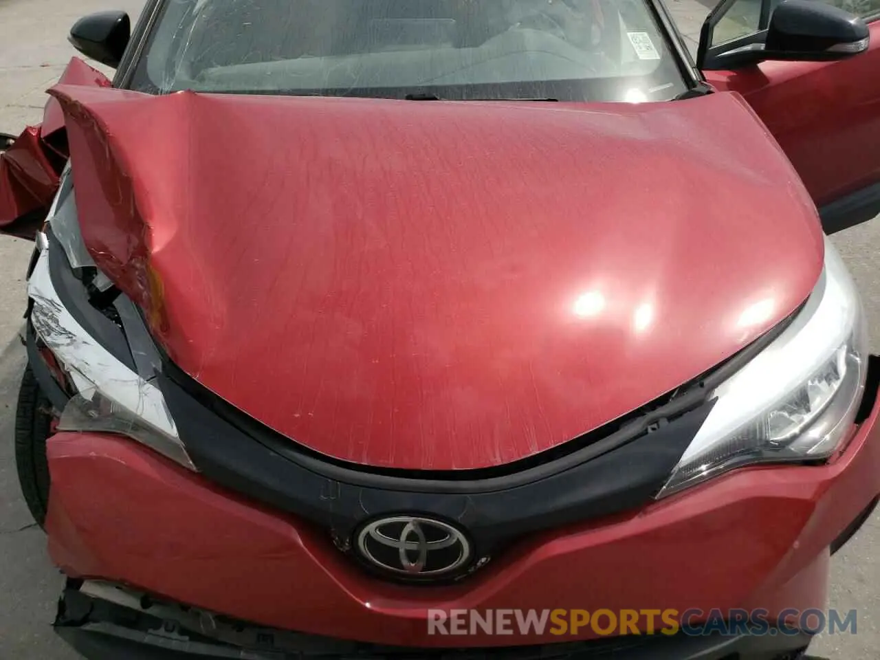 11 Photograph of a damaged car JTNKHMBX0M1099711 TOYOTA C-HR 2021