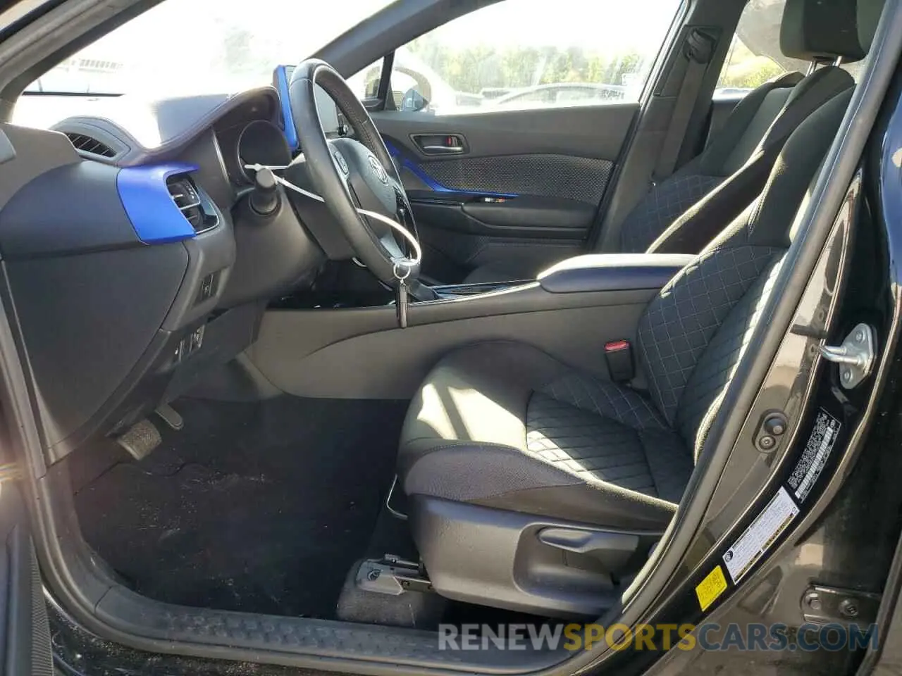 7 Photograph of a damaged car JTNKHMBX0M1112764 TOYOTA C-HR 2021