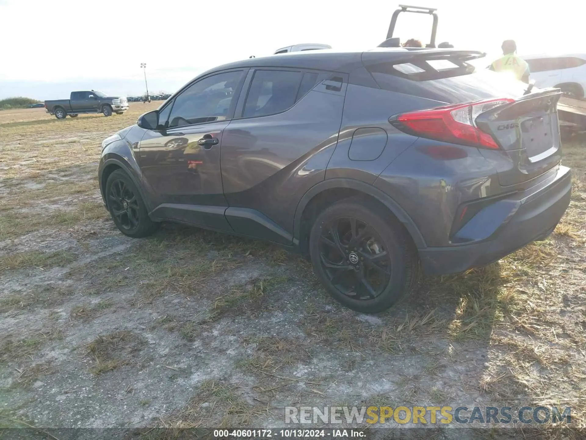 14 Photograph of a damaged car JTNKHMBX0M1129404 TOYOTA C-HR 2021