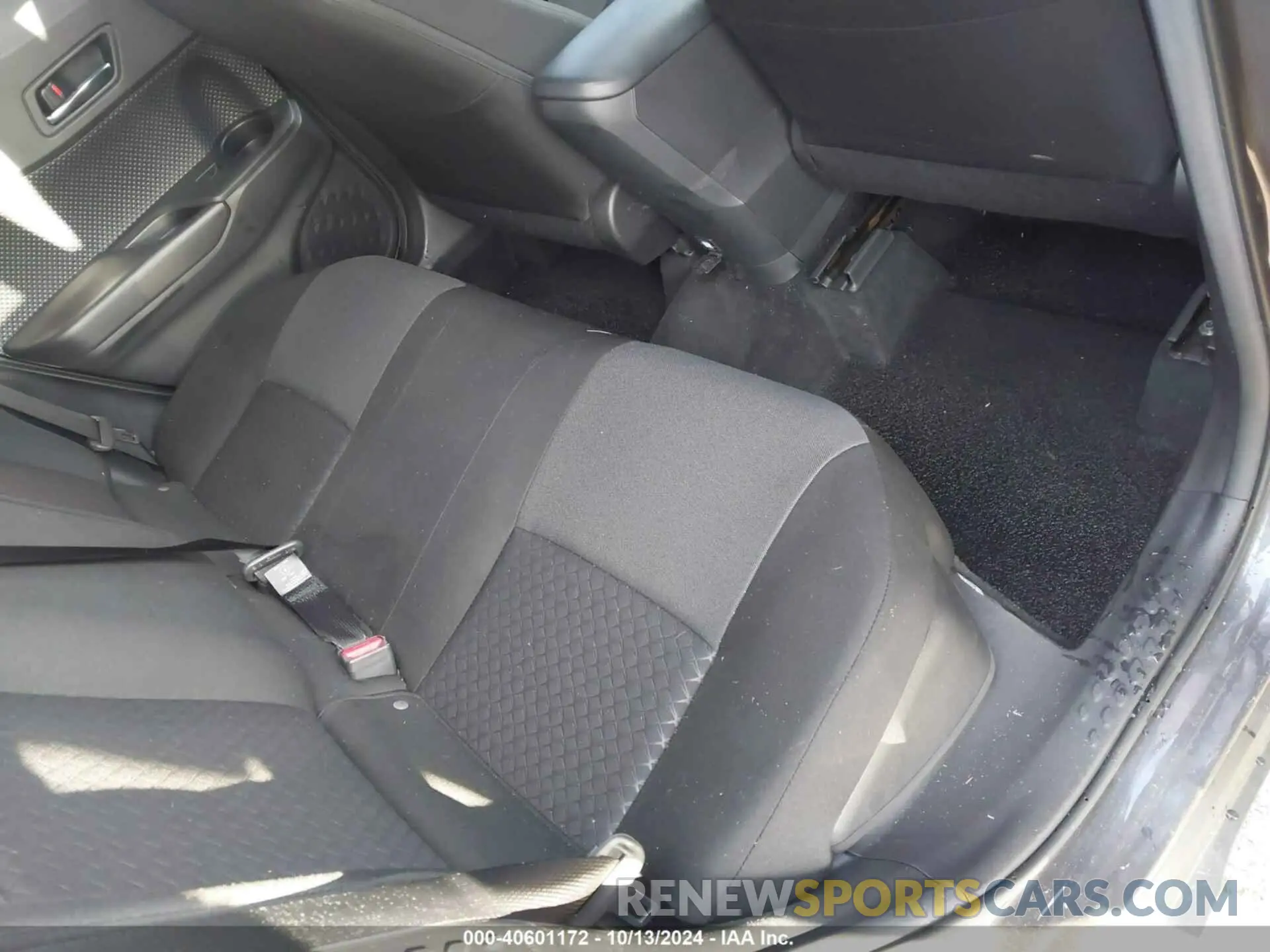 8 Photograph of a damaged car JTNKHMBX0M1129404 TOYOTA C-HR 2021
