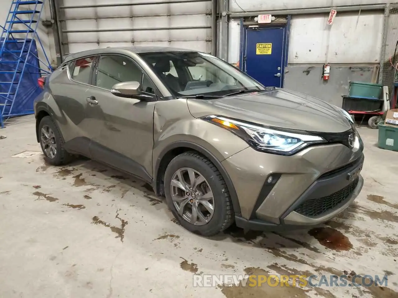4 Photograph of a damaged car JTNKHMBX1M1095909 TOYOTA C-HR 2021