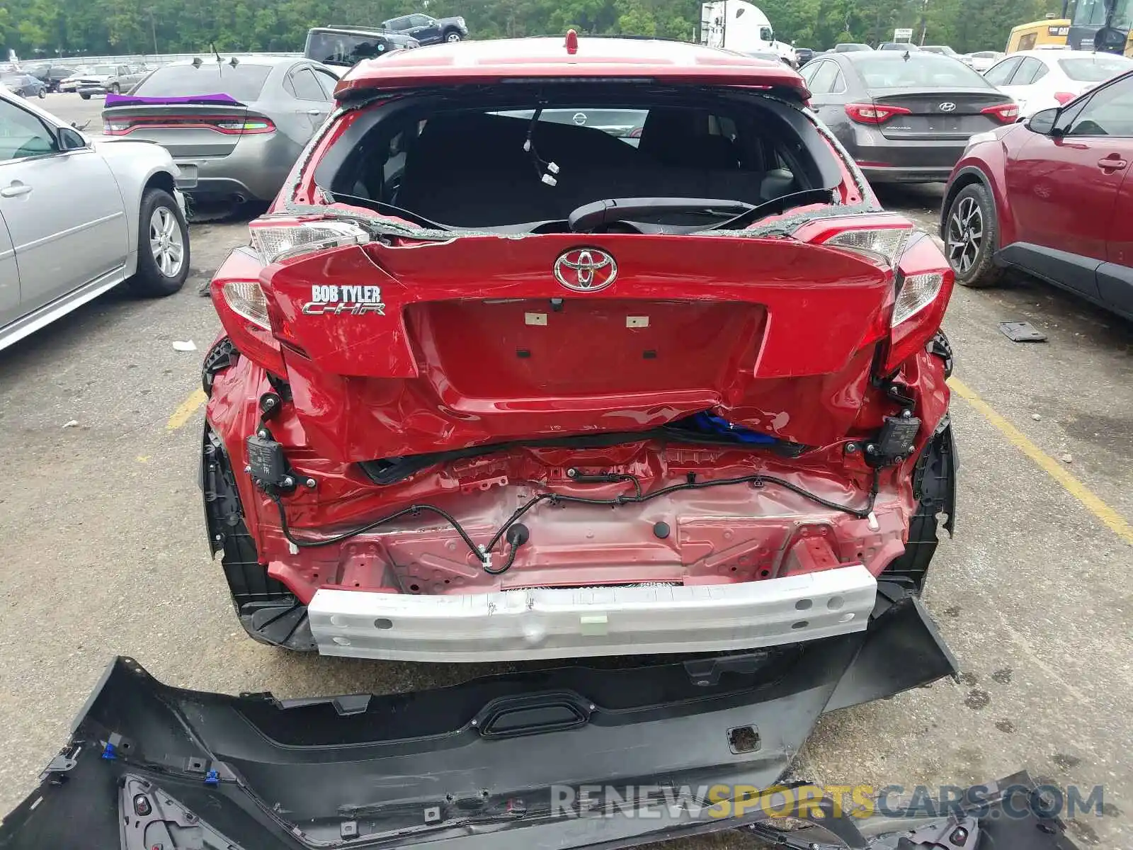 9 Photograph of a damaged car JTNKHMBX1M1105757 TOYOTA C-HR 2021