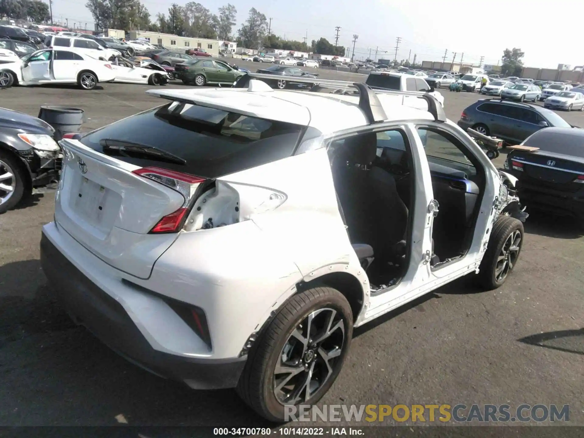 4 Photograph of a damaged car JTNKHMBX1M1109713 TOYOTA C-HR 2021