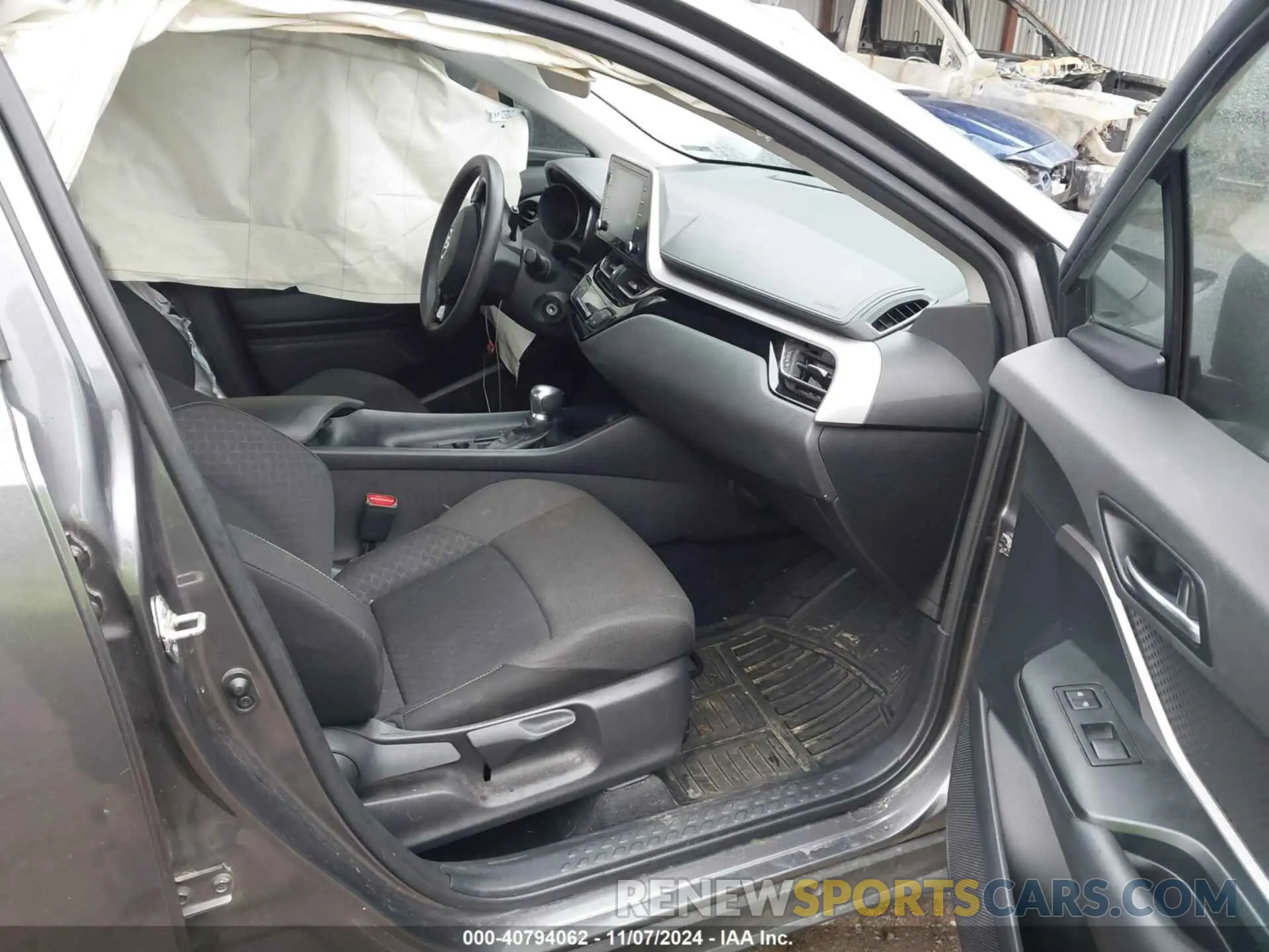 5 Photograph of a damaged car JTNKHMBX1M1111204 TOYOTA C-HR 2021