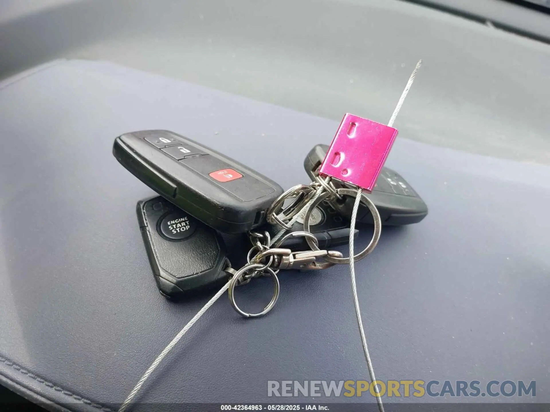 11 Photograph of a damaged car JTNKHMBX1M1119111 TOYOTA C-HR 2021