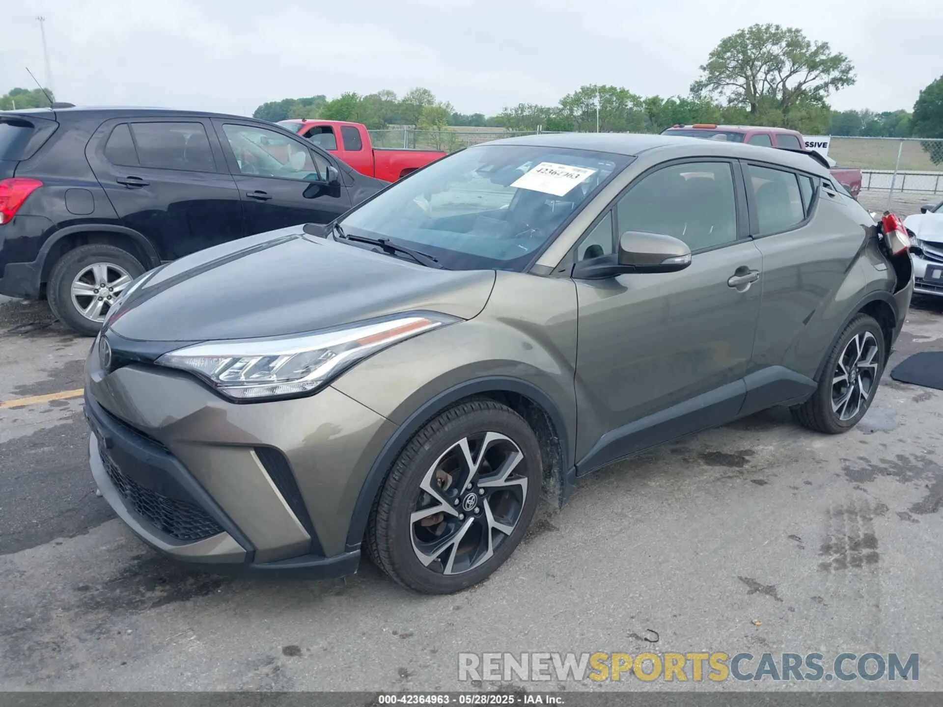 2 Photograph of a damaged car JTNKHMBX1M1119111 TOYOTA C-HR 2021