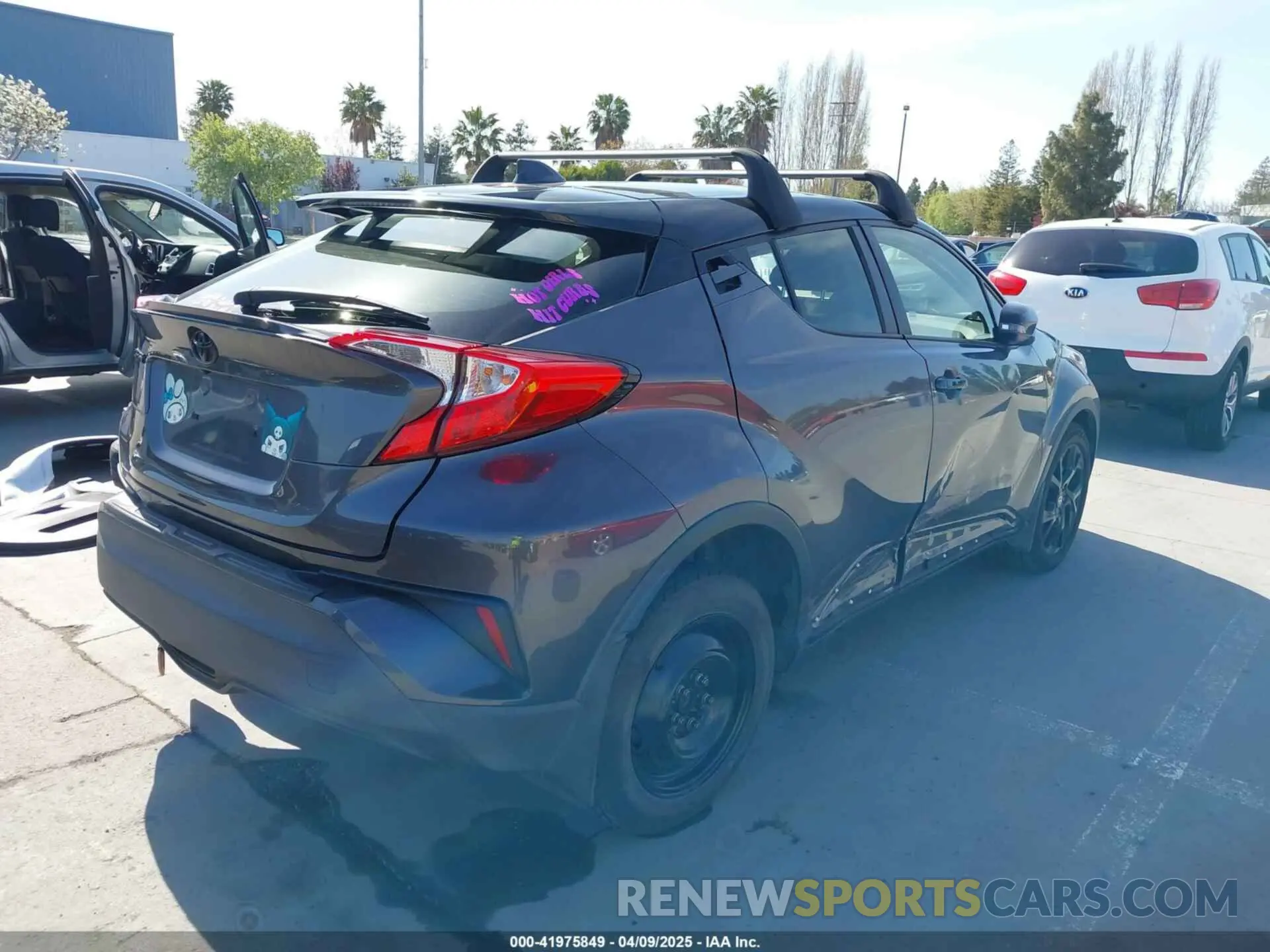 4 Photograph of a damaged car JTNKHMBX1M1120212 TOYOTA C-HR 2021