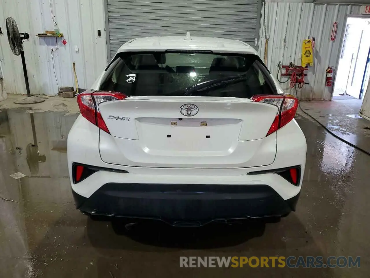 6 Photograph of a damaged car JTNKHMBX1M1126527 TOYOTA C-HR 2021