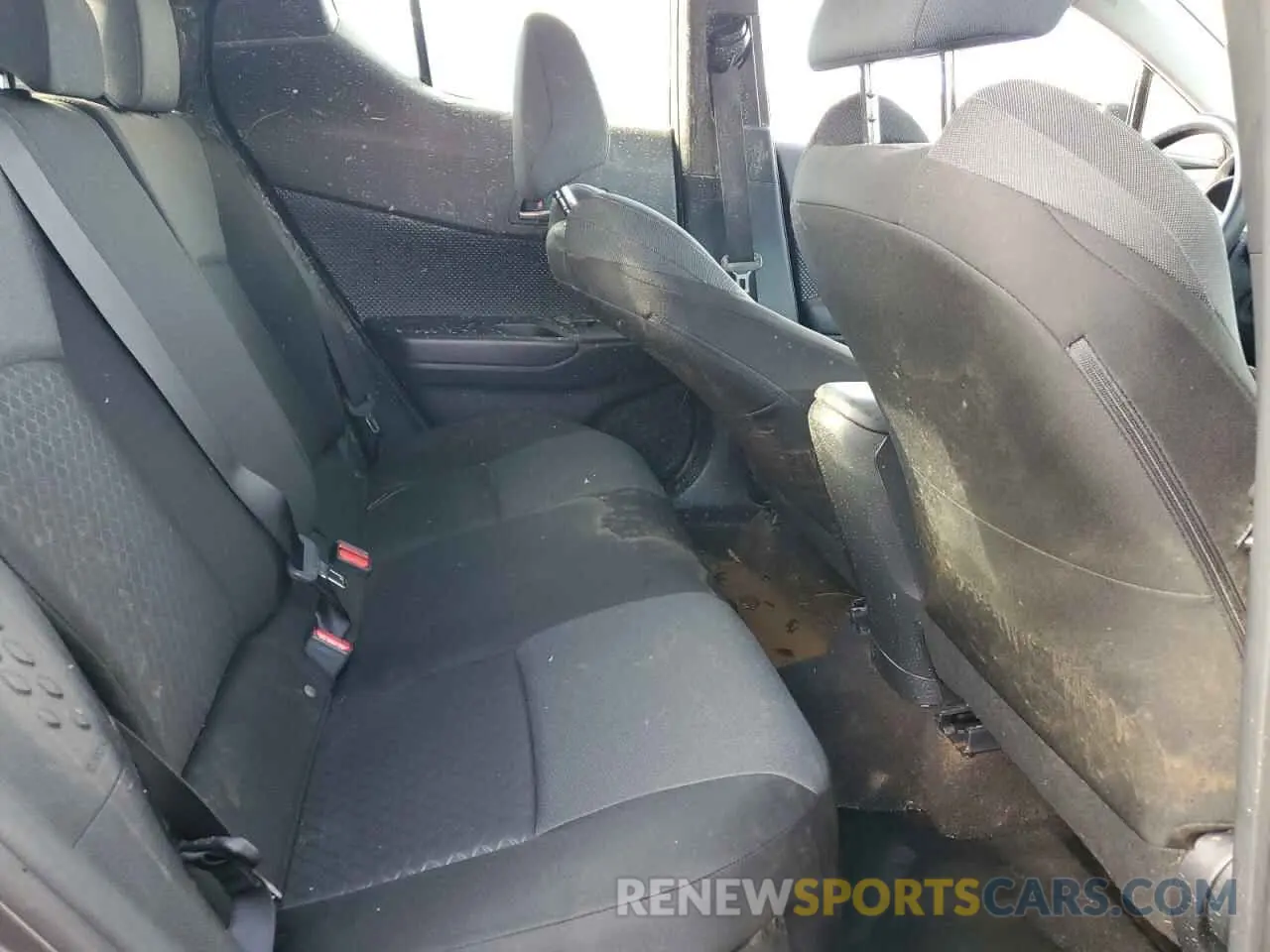 11 Photograph of a damaged car JTNKHMBX2M1106156 TOYOTA C-HR 2021