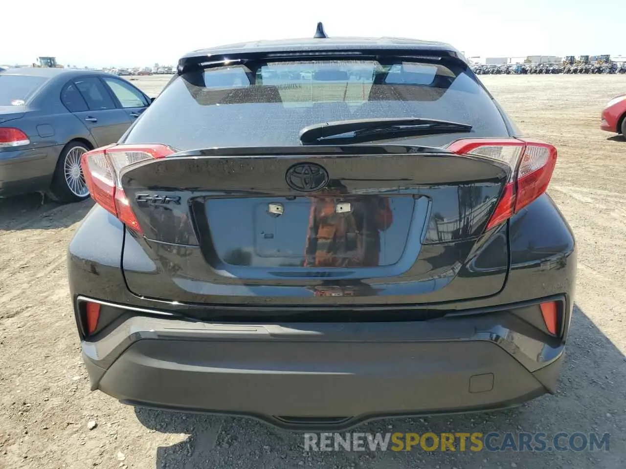 6 Photograph of a damaged car JTNKHMBX2M1109204 TOYOTA C-HR 2021