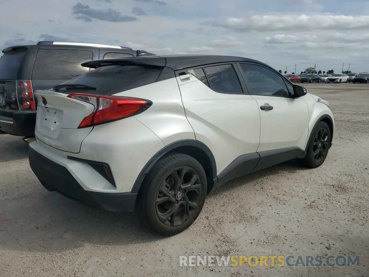 3 Photograph of a damaged car JTNKHMBX2M1111986 TOYOTA C-HR 2021