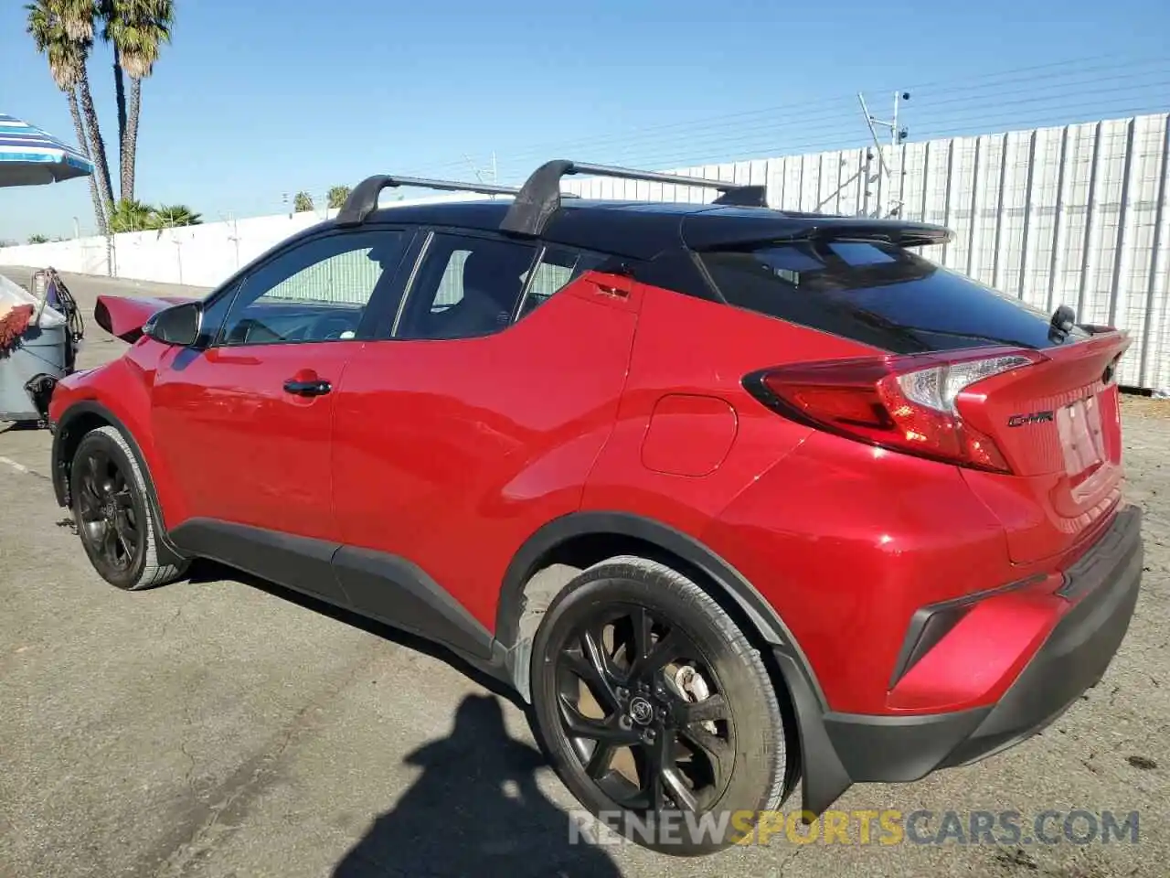 2 Photograph of a damaged car JTNKHMBX2M1117044 TOYOTA C-HR 2021