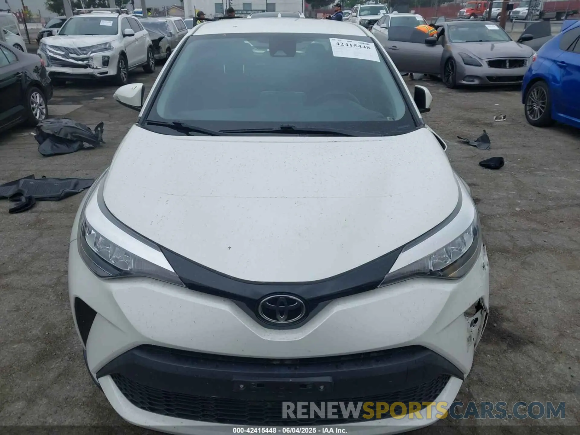 12 Photograph of a damaged car JTNKHMBX2M1119196 TOYOTA C-HR 2021