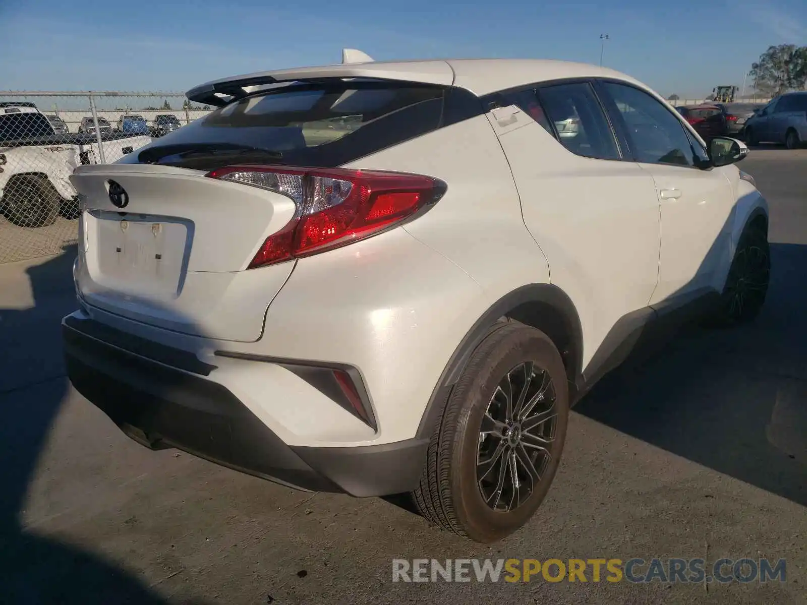 4 Photograph of a damaged car JTNKHMBX3M1109986 TOYOTA C-HR 2021