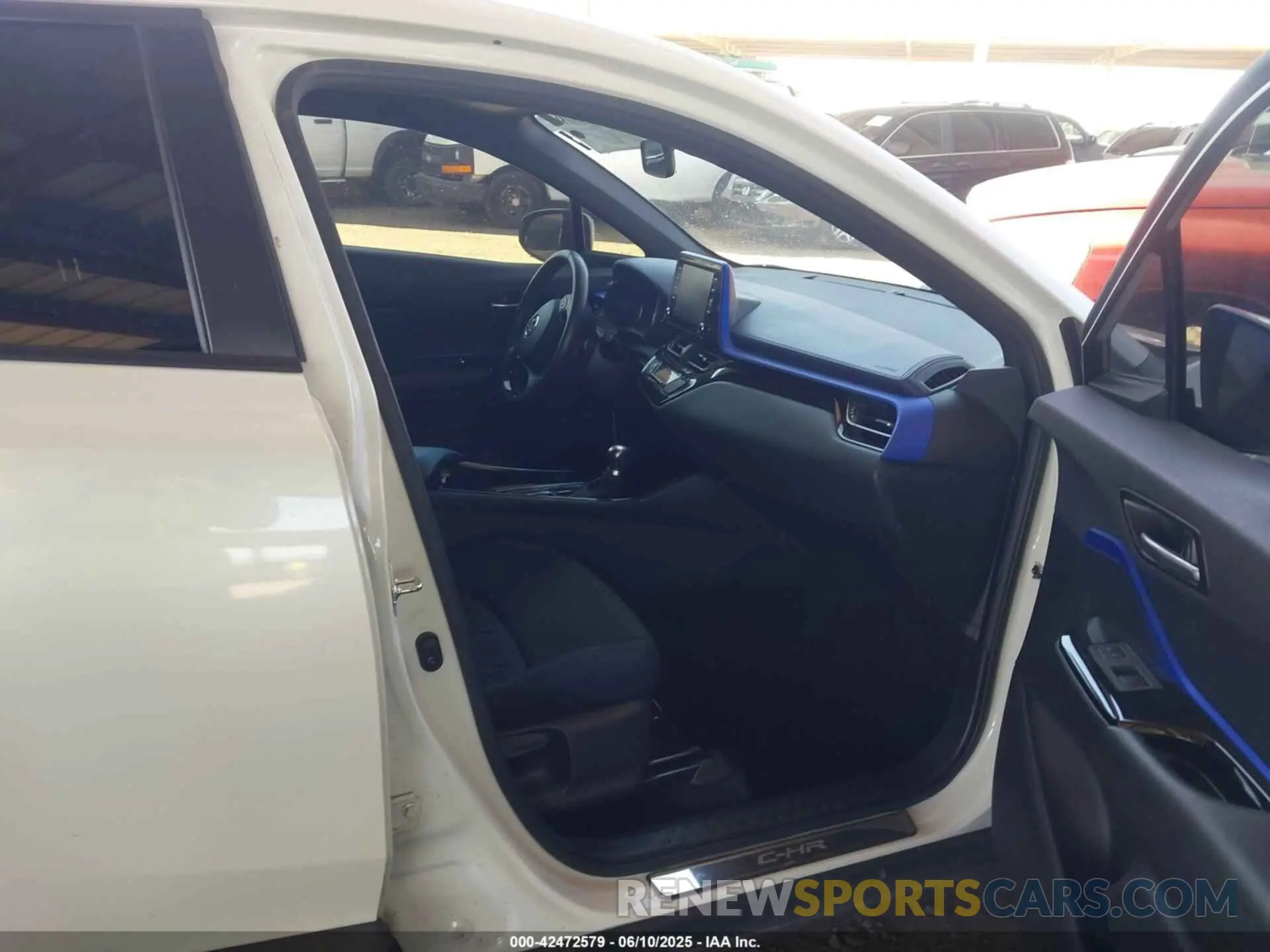5 Photograph of a damaged car JTNKHMBX3M1125816 TOYOTA C-HR 2021