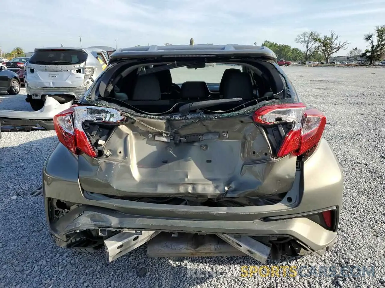 6 Photograph of a damaged car JTNKHMBX4M1107065 TOYOTA C-HR 2021