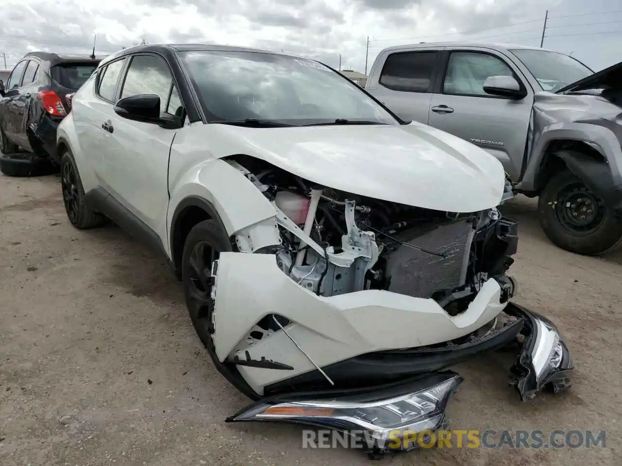 1 Photograph of a damaged car JTNKHMBX4M1113612 TOYOTA C-HR 2021